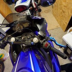 YAMAHA　YZF-R3 限定モビスターカラーの画像