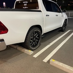 ハイラックスGAN125ローダウンの画像