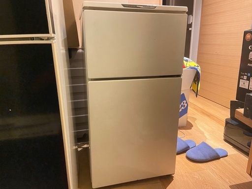 ナショナル 冷蔵庫 NR-B8M3 2ドア完動品白レトロ昭和中古品通電 ナショナル 冷蔵庫 NR-B8M3 2ドア完動品白レトロ昭和中古品通電
