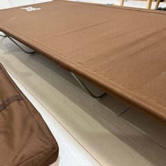 キャンプ コット （DOD ワイド キャンピングベッド） の画像