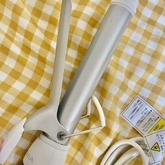 週末SALE！美品✨SALONIA サロニア セラミック カール ヘアアイロン 25mm 【ホワイト】 の画像