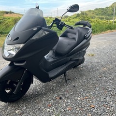 YAMAHA マジェスティ250 マットブラックエディション