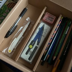 えんぴつ、コンパス、その他の画像