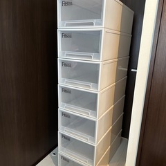 Fits衣装ケース7個セットの画像