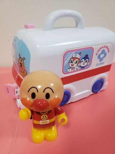 アンパンマンお医者さんごっこ