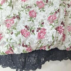 花柄ブラウスの画像