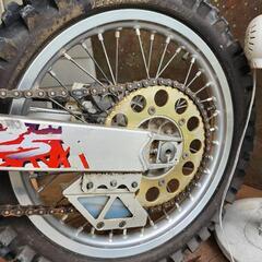 値下げ交渉アリ！即購入でヘルメットつき！SUZUKI　RM125 レーサー！一応ジャンク扱いの画像