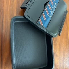 お弁当箱の画像