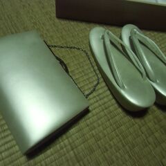 礼装用 和小物 バッグ & 草履 セット （木箱入り）お譲りします。＊石川県＊美川より＊期間限定の画像