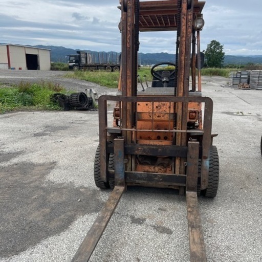 決まりました！
トヨタフォークリフト　1.5t