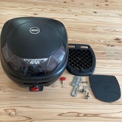 GIVI(ジビ) バイク用 リアボックス モノロック 30L E300NT2の画像