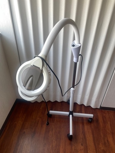 拡大鏡　エステ　ネイル　マツエク