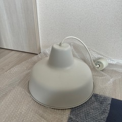 ペンダントライト　ホワイトグレージュ