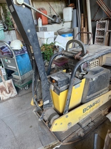 建設機械プレートランマー