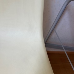 ニトリの机とイームズ風チェア　セットの画像