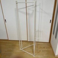 美品　
物干し　部屋干し　ハンガーラック　折りたたみ　の画像