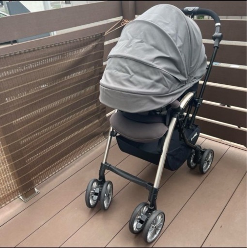 コンビ ベビーカー アンブレッタ 4キャス エッグショック UH