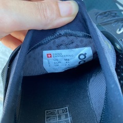 【値下げしました‼️】On/オン 「Cloudultra/クラウドウルトラ」スニーカー　Black | White （メンズ、26㎝）の画像