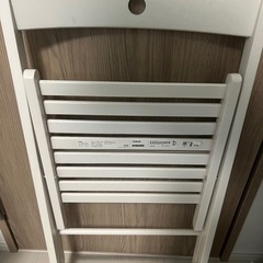 IKEA 折り畳み椅子　木製の画像
