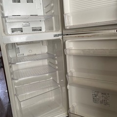SHARP 冷蔵庫の画像