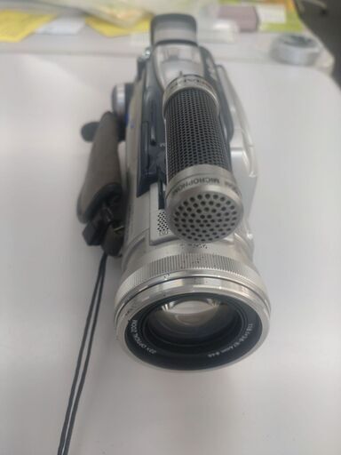 ビデオカメラ SHARP　液晶ビューカム　VL-AX1