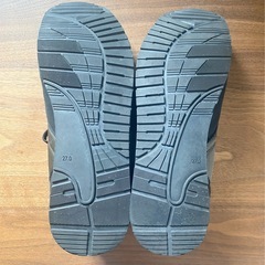 先約済み　美品　GUのスニーカー　サイズ27の画像
