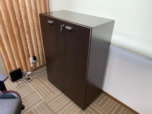 鍵付き キャビネット 家具 収納家具 玄関収納