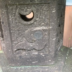  石灯篭・時代物・庭石の画像