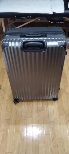 取引キャンセルで再出品ドンキで購入1度使用キャリーケース