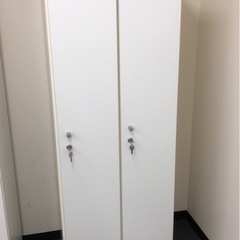 スーツキャビネット　オフィス棚