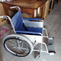 車椅子 折りたたみ式 介護用品 車イス　/UJ-1016 1F