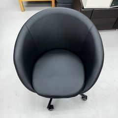 【新品同様‼️】定価19,990円♪ イケア 回転チェア スクルーヴスタ 昇降チェア 合成皮革製ブラック♪の画像