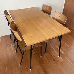 【〜8/30(金)で受付終了予定】美品　ダイニングテーブルセット　ダイニングテーブル　椅子4脚　ダイニングテーブル　椅子　ブラック　ライトブラウン　木目調の画像