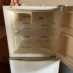古い冷蔵庫無料の画像