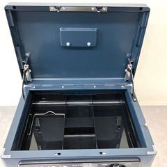 【札幌市内配送可】アイリスオーヤマ 手提げ金庫 SBX-B5T 電子ロック 鍵×2本の画像