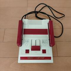 ファミコンとビデオデッキの画像