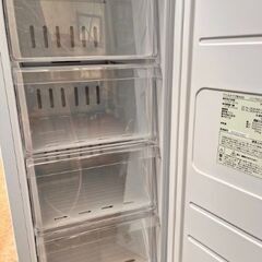 アイリスオーヤマ スリム冷凍庫 の画像