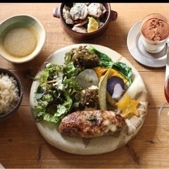 ８月２７日１１時〜ランチ行きませんか？？ - 那覇市