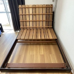 【確定】ダブルベッド　フレーム　組み立て　分解可能の画像