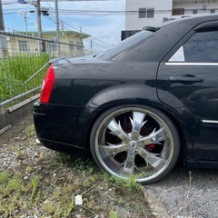 値下げ！クライスラー300部品取りベース車にの画像
