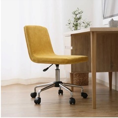 (美品)LOWYAデスクチェアの画像