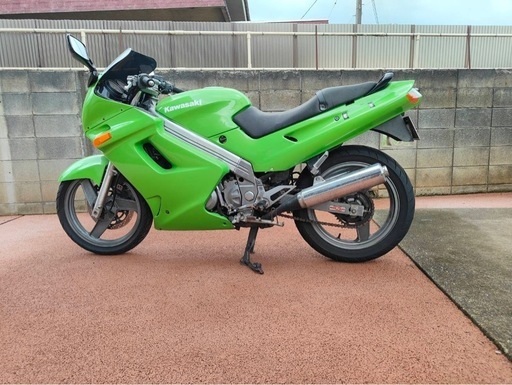 Kawasaki zzr250  練習用等に