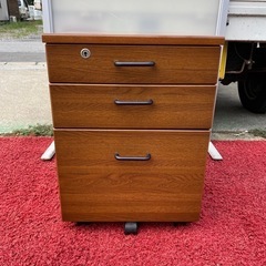 r21 デスクワゴン　鍵無し