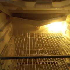 無料の冷蔵庫の画像