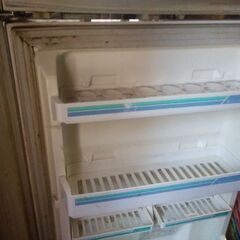 無料の冷蔵庫の画像