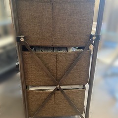 簡単組み立てチェスト ブラウン 3段の画像