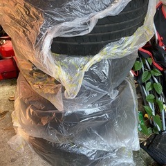 18インチ　中古タイヤ　4本セット
の画像