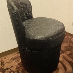 スツールの画像