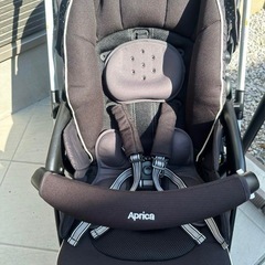 お取引中です‼️Apricaアップリカ ベビーカー エアリア ラクーナ  の画像