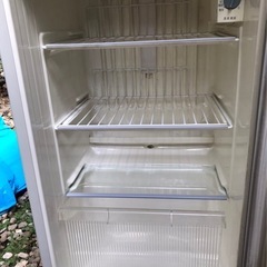 日立　冷凍冷蔵庫　屋外にて使用　　の画像